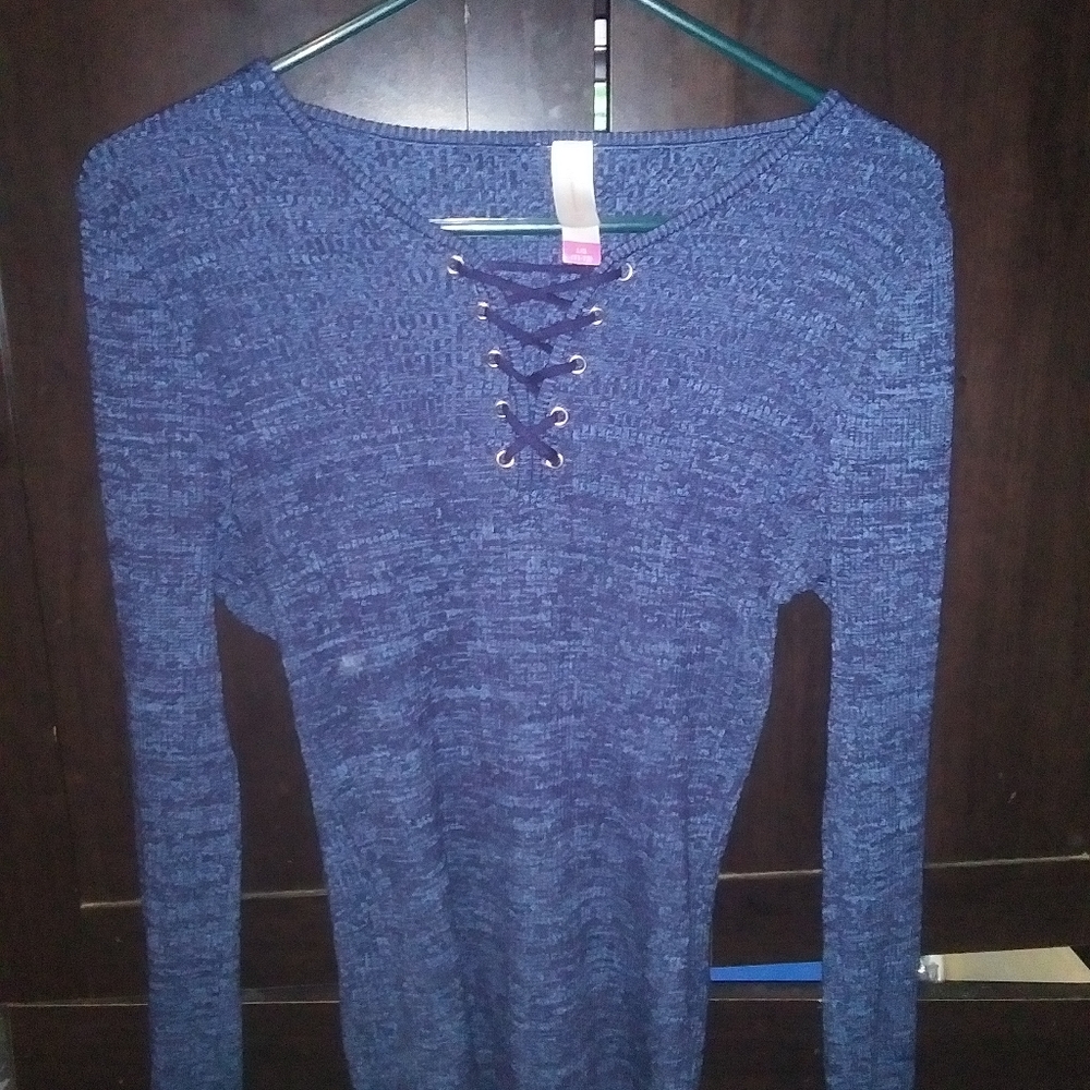Woman top